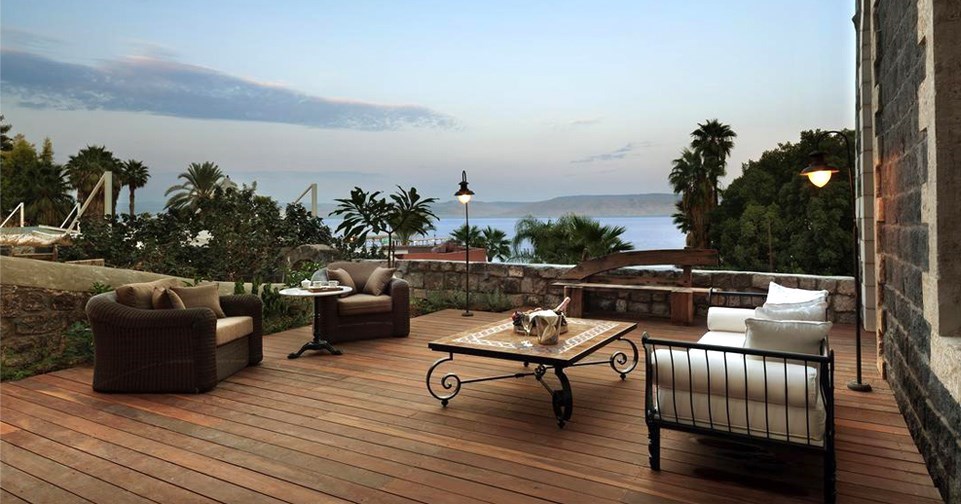 Spa & Lakeview Wellness